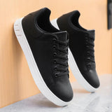 Norev | Męskie casualowe sneakersy z niską cholewką i sznurowaniem